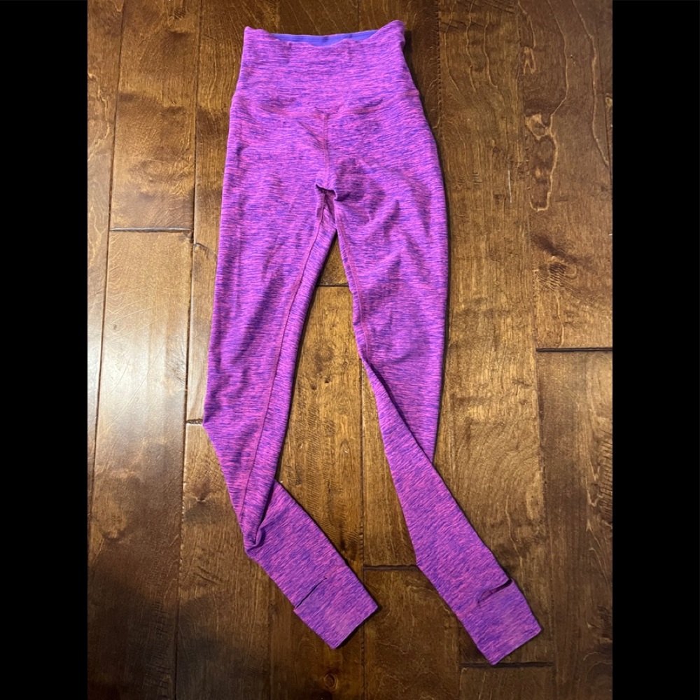 Beyond yoga XS space dye stirrup tights